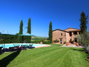 Attractive Farmhouse in Montalcino with Private Terrace, San Giovanni D'asso